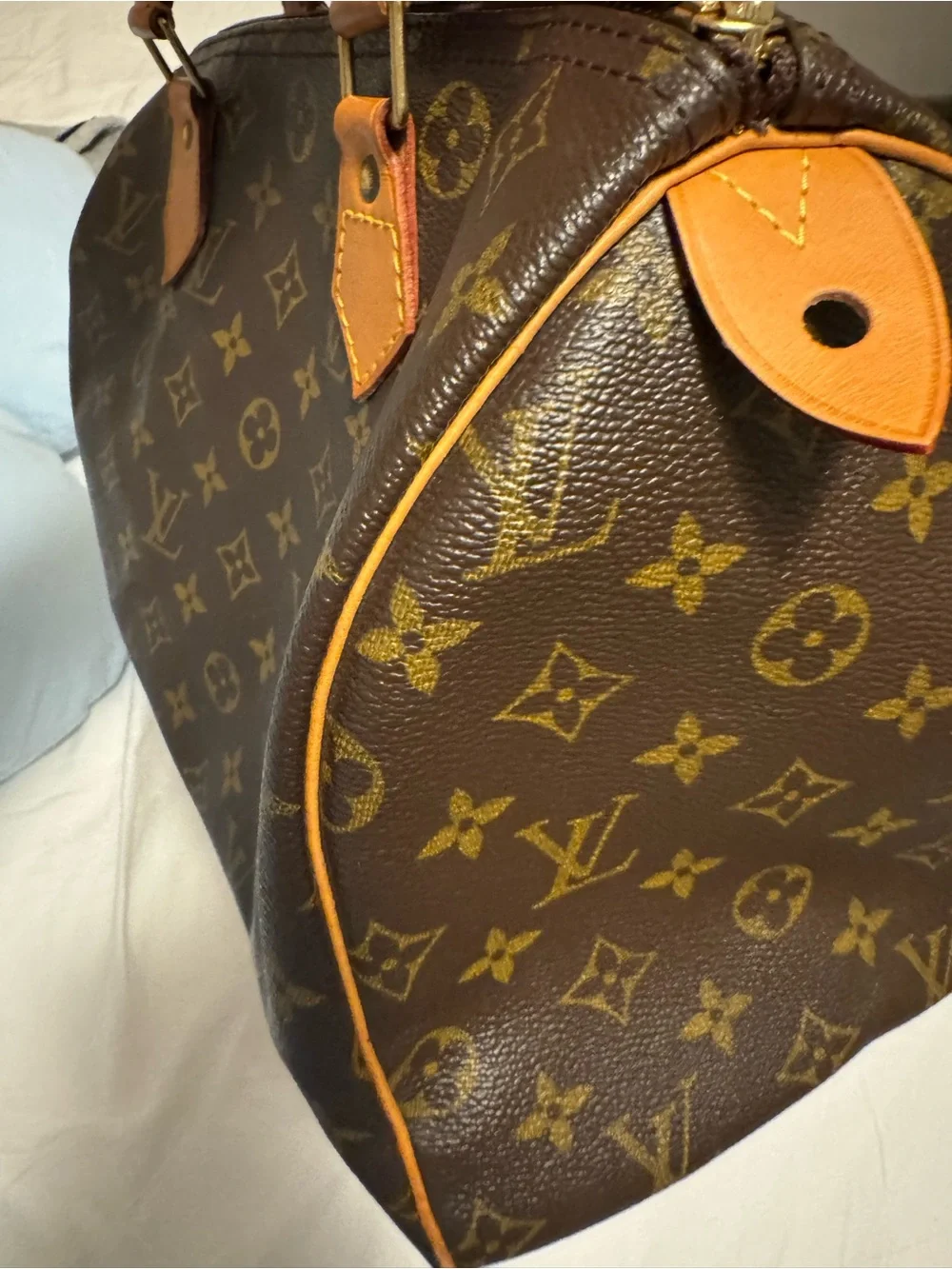Louis Vuitton Brown Monogram Canvas speedy 30 Handbag